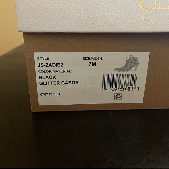 Jessica Simpson Rhinestone booties - Picture 2 of 9